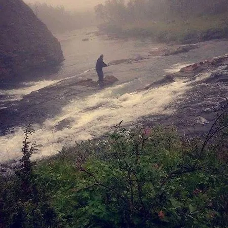 Varjjatgeainu Nesseby